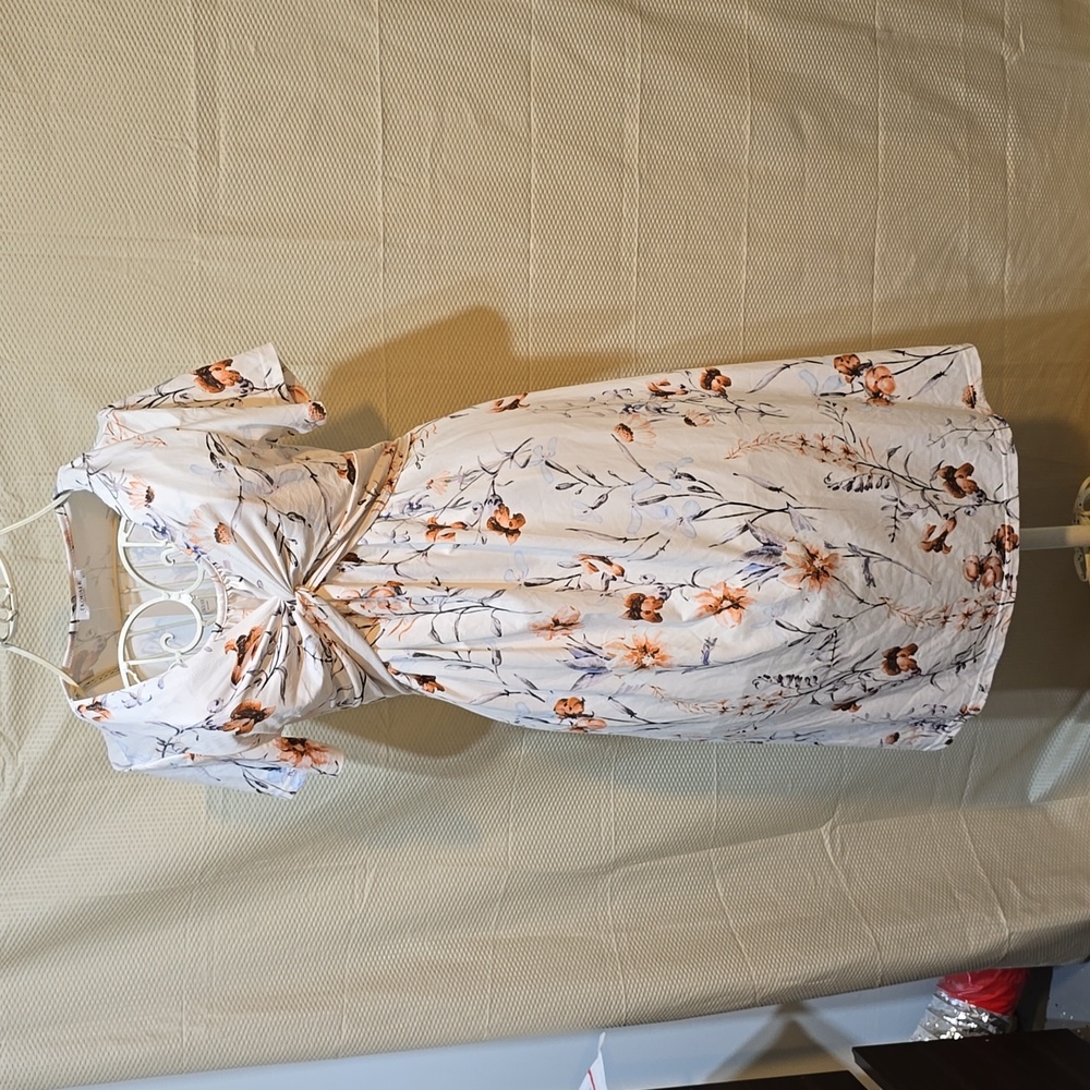 Women's EKOUAER DRESS Sz S, beautiful floral NWT